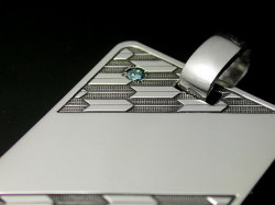 家紋ペンダント・GENROKU ゴールドエンブレム